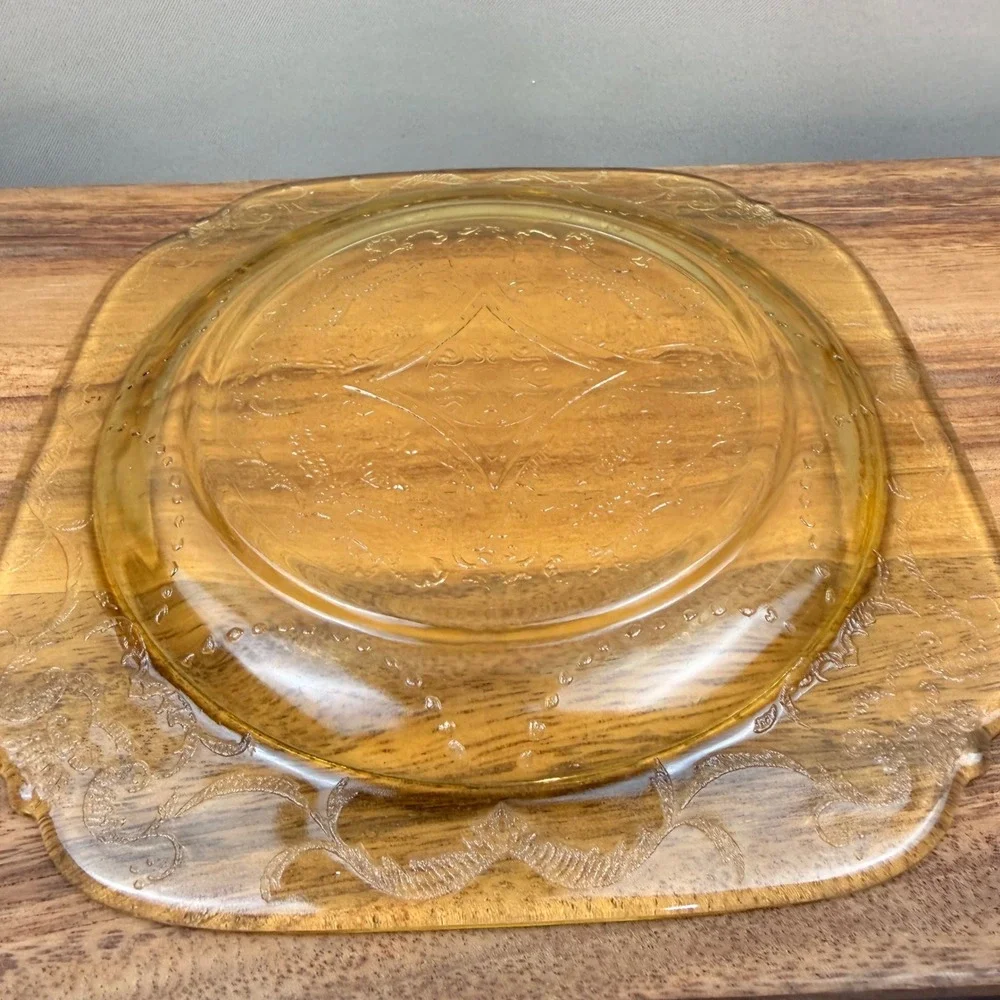 Vintage Federal Glass Yellow Madrid 7.25